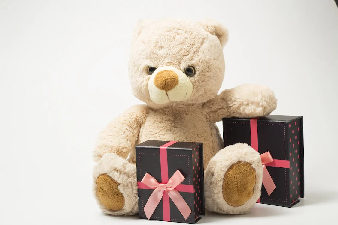 Retugn Gifts
